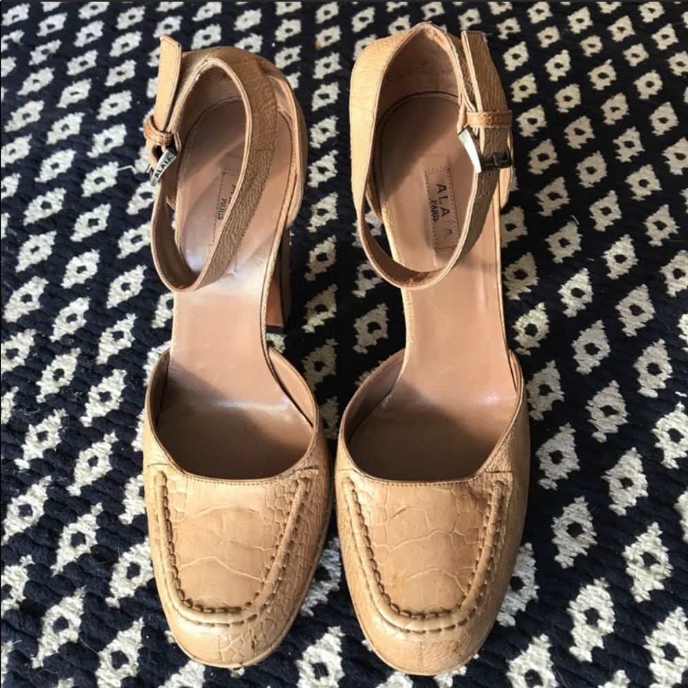 Alaia Crocodile Embossed Heels